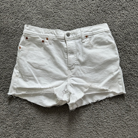 Levi's 501 High Waisted Shorts - Picture 1 of 3